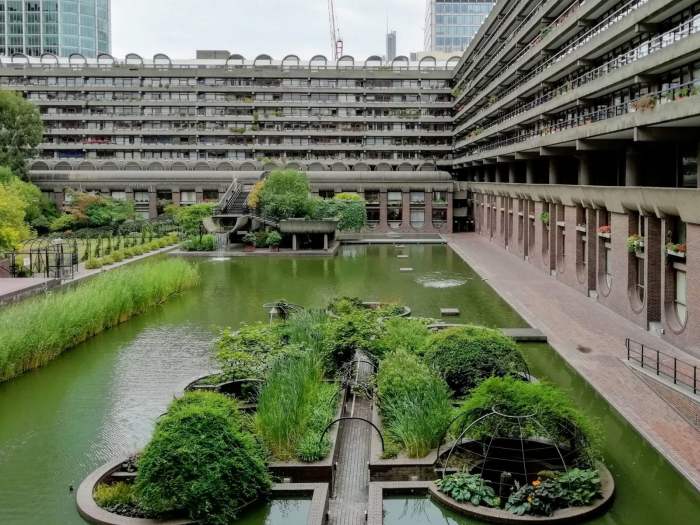 Barbican conservatory londres invernadero colson plena gardens rouvre fou rains meter wintergarten brutalist rincones spectator